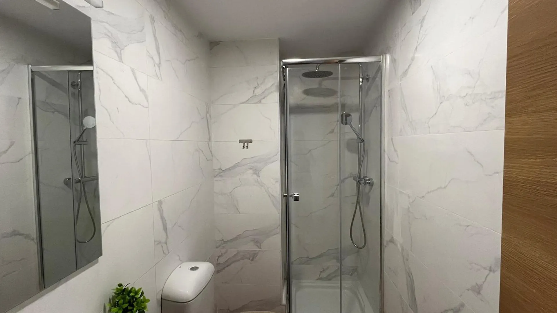 Espacioso Duplex Con Terraza Y Vistas Aguadulce  Aguadulce (Almeria)